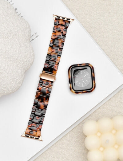 Match Made in Heaven: Matching Apple Watch Bands & Cases