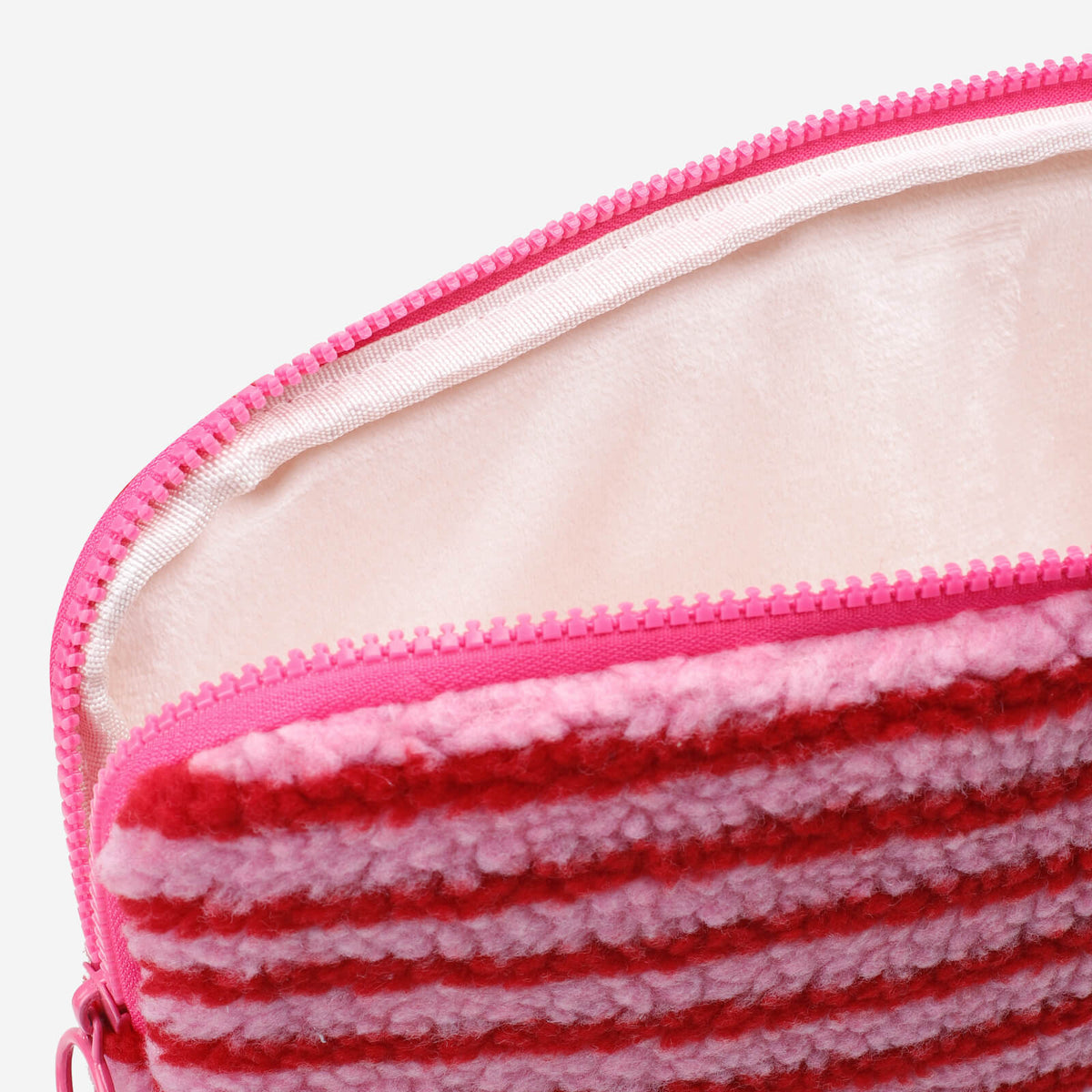 Lola Teddy Laptop Sleeve - Strawberry Jam