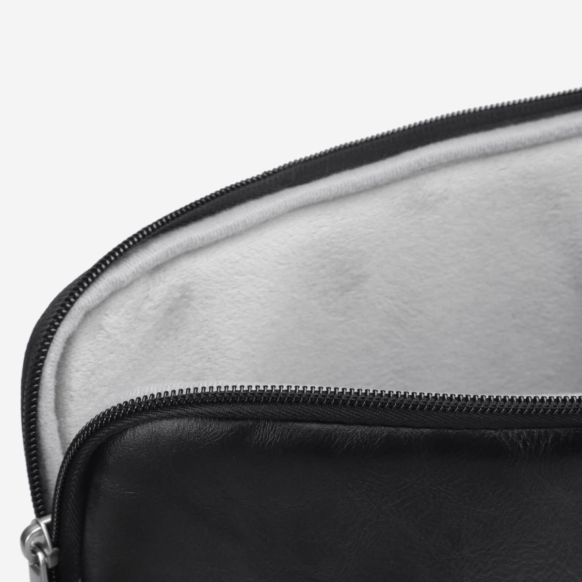 Quinn Vegan Leather Laptop Sleeve - Black
