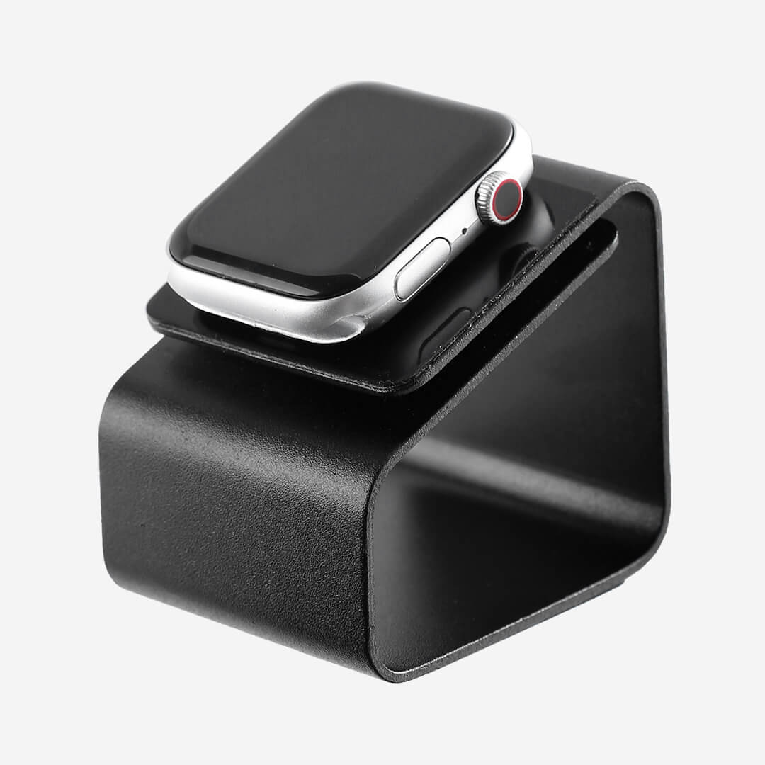 New Apple Watch Series 3 Space Gray Aluminum/Black Band shops w/Charging Stand